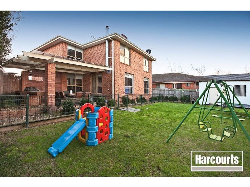 4 Ferncroft Court, Berwick VIC 3806