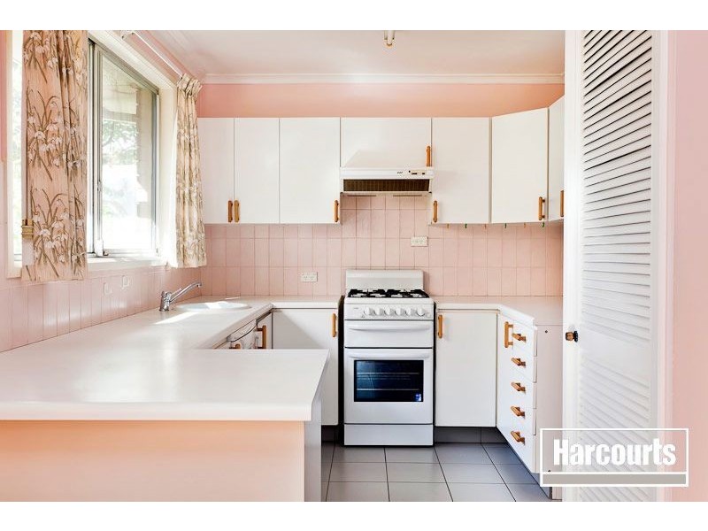 11 Chateau Avenue, Narre Warren VIC 3805