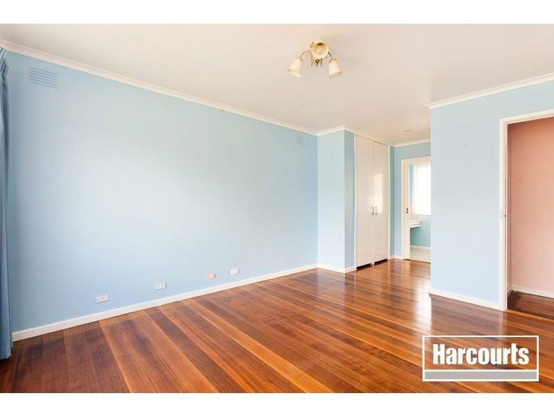 11 Chateau Avenue, Narre Warren VIC 3805