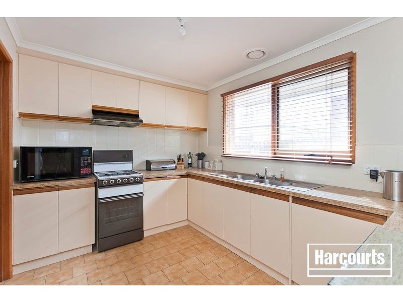 Unit 1/9 Lydia Mary Drive, Berwick VIC 3806