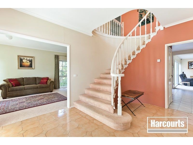 6-8 Innes Court, Berwick VIC 3806