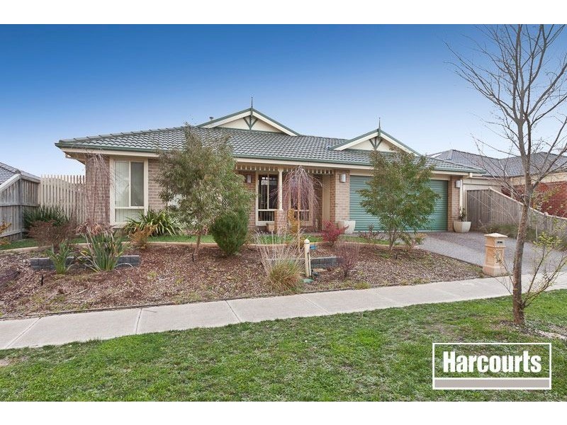 34 Meadowlands Way, Berwick VIC 3806