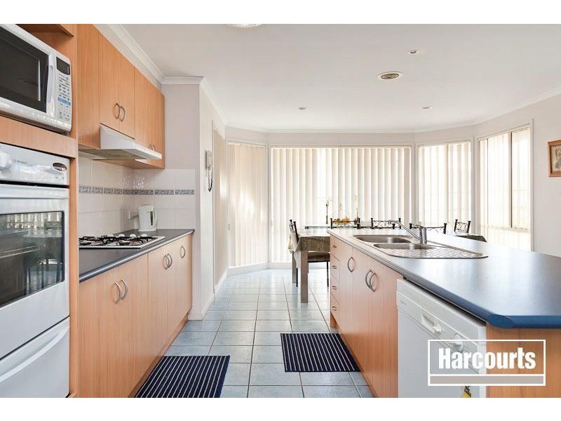 11 Ellen Road, Narre Warren South VIC 3805