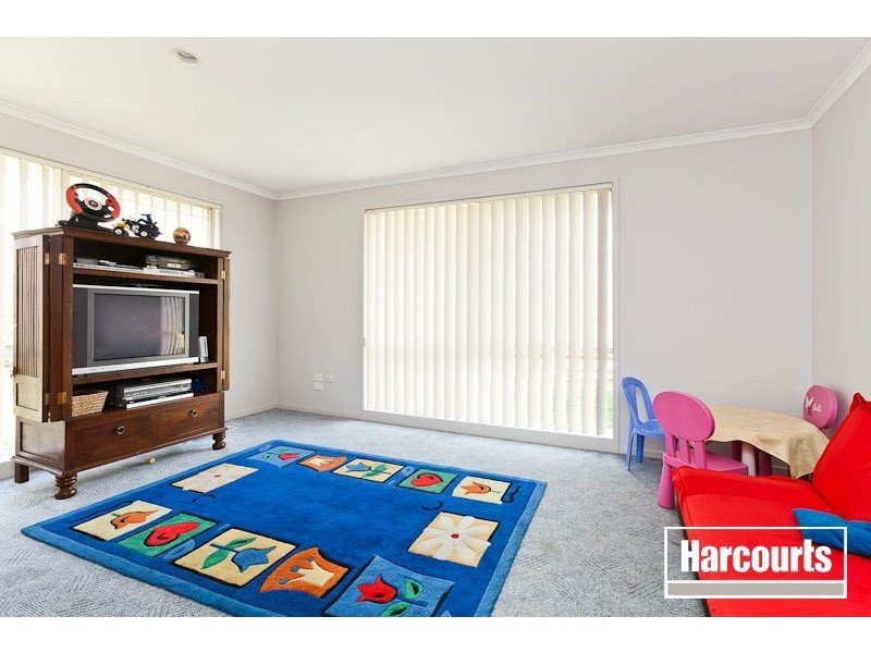 11 Ellen Road, Narre Warren South VIC 3805