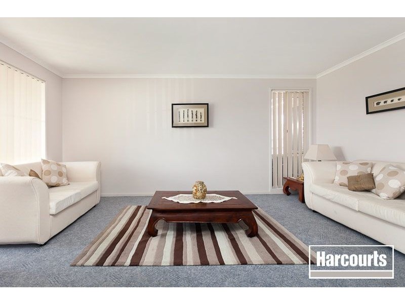 11 Ellen Road, Narre Warren South VIC 3805