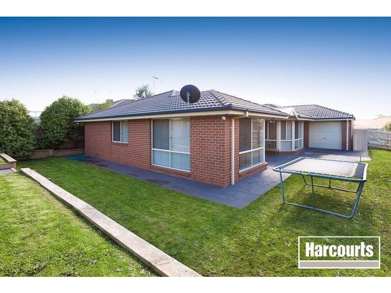 11 Ellen Road, Narre Warren South VIC 3805
