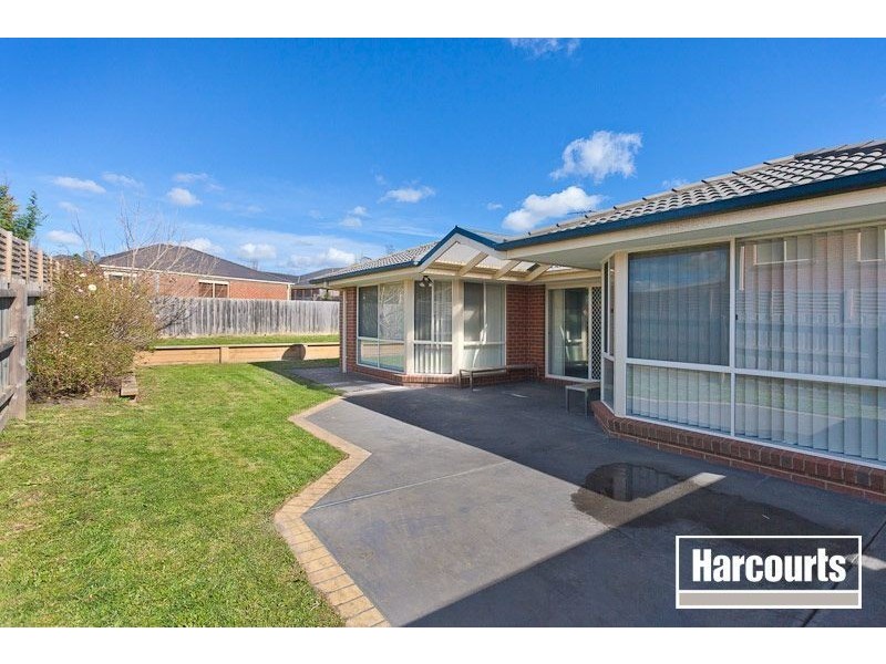11 Ellen Road, Narre Warren South VIC 3805