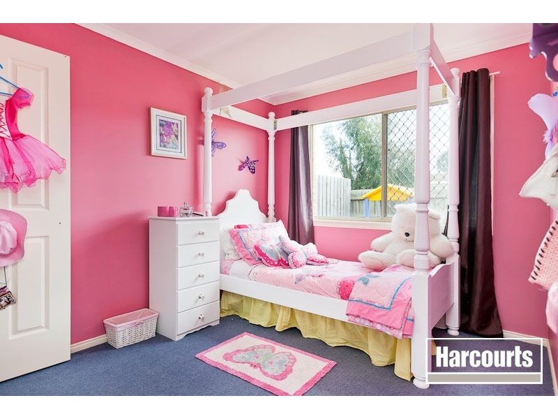 3 Sir Thomas Drive, Pakenham VIC 3810