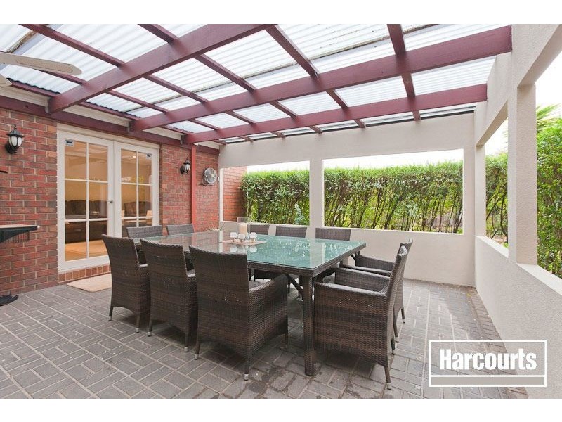 6 Ferncroft Court, Berwick VIC 3806