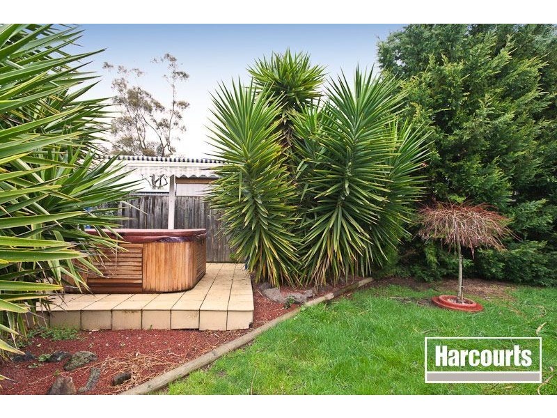 6 Ferncroft Court, Berwick VIC 3806