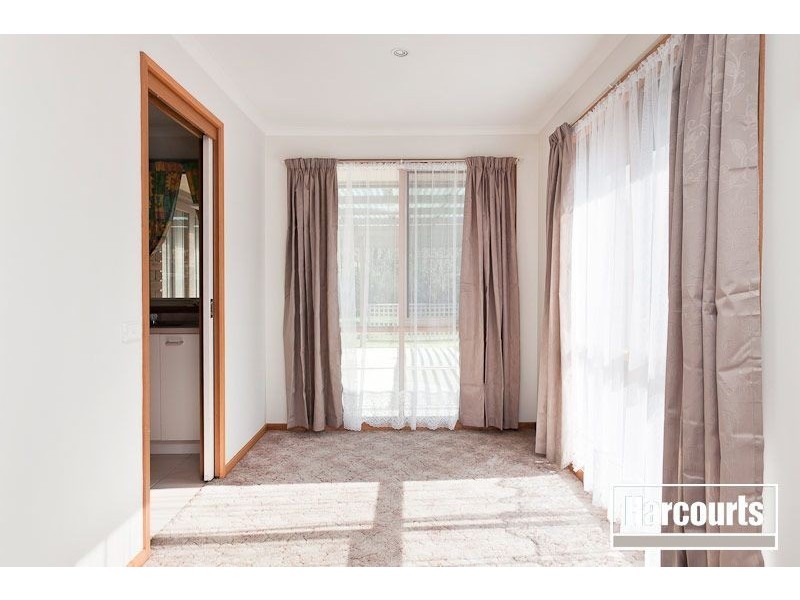 7 Insignia Crescent, Berwick VIC 3806