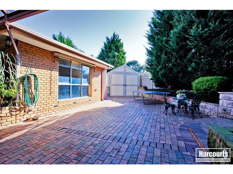 7 Thornton Close, Hallam VIC 3803