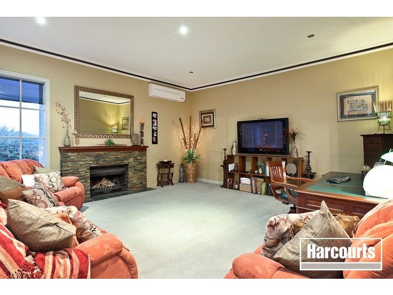 32 Howell Drive, Berwick VIC 3806