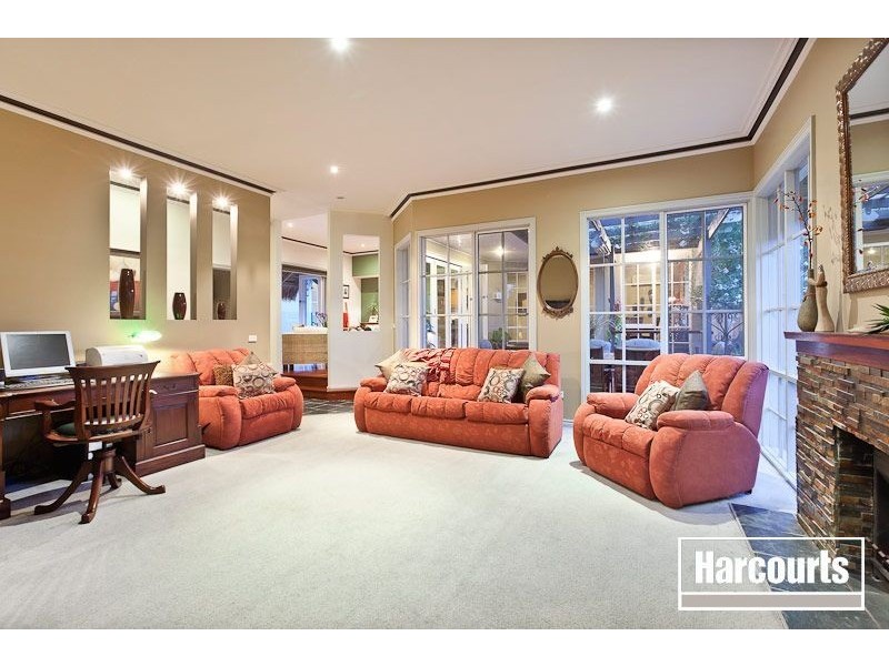 32 Howell Drive, Berwick VIC 3806