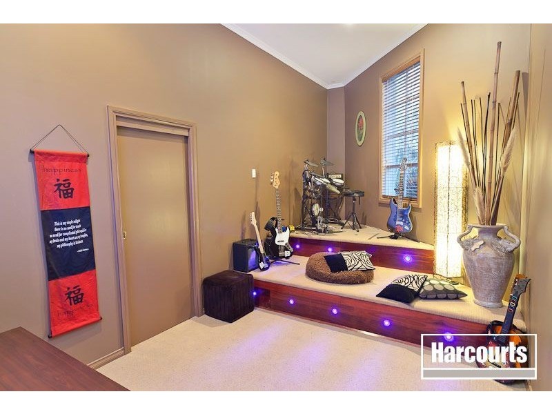 32 Howell Drive, Berwick VIC 3806