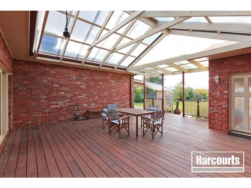 58-60 Brookvale Close, Beaconsfield VIC 3807