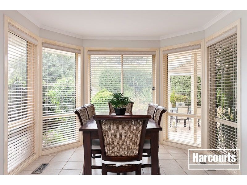 11 Quarry Hills Drive, Berwick VIC 3806