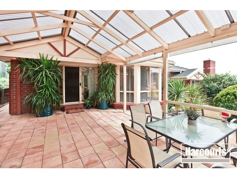 11 Quarry Hills Drive, Berwick VIC 3806