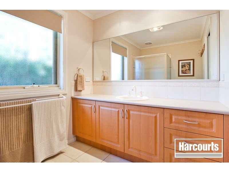 3 Gargeney Court, Berwick VIC 3806