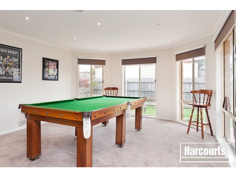 5 Hatten Place, Berwick VIC 3806