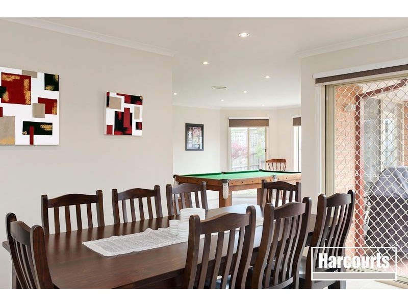 5 Hatten Place, Berwick VIC 3806