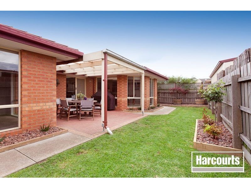 5 Hatten Place, Berwick VIC 3806