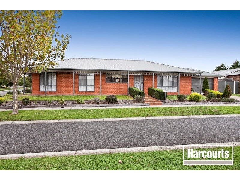 10 Delhuntly Rise, Narre Warren South VIC 3805