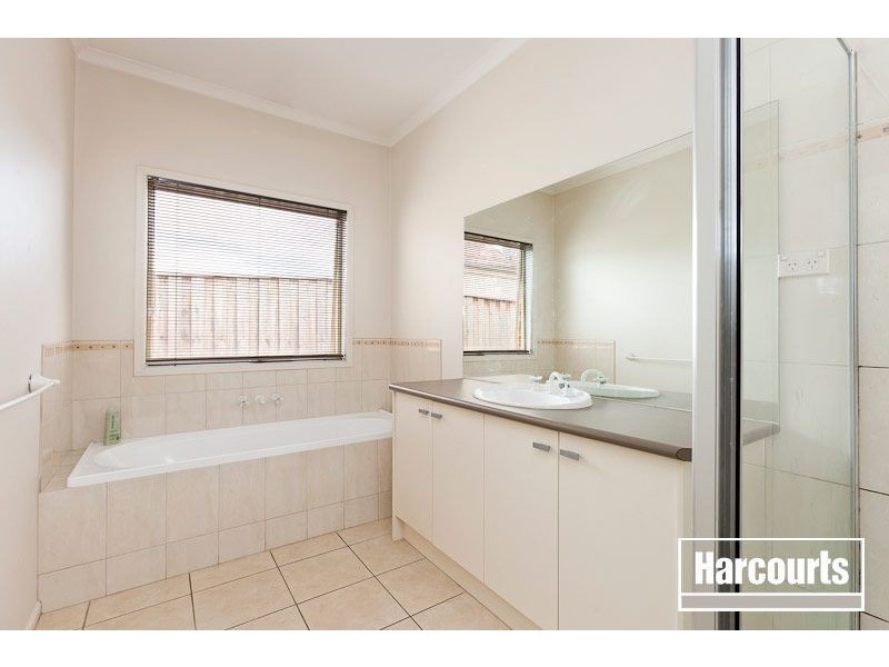 30 Jack William Way, Berwick VIC 3806