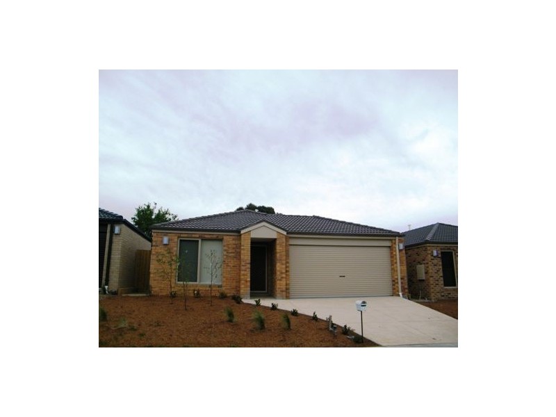 9 Chong Street, Berwick VIC 3806