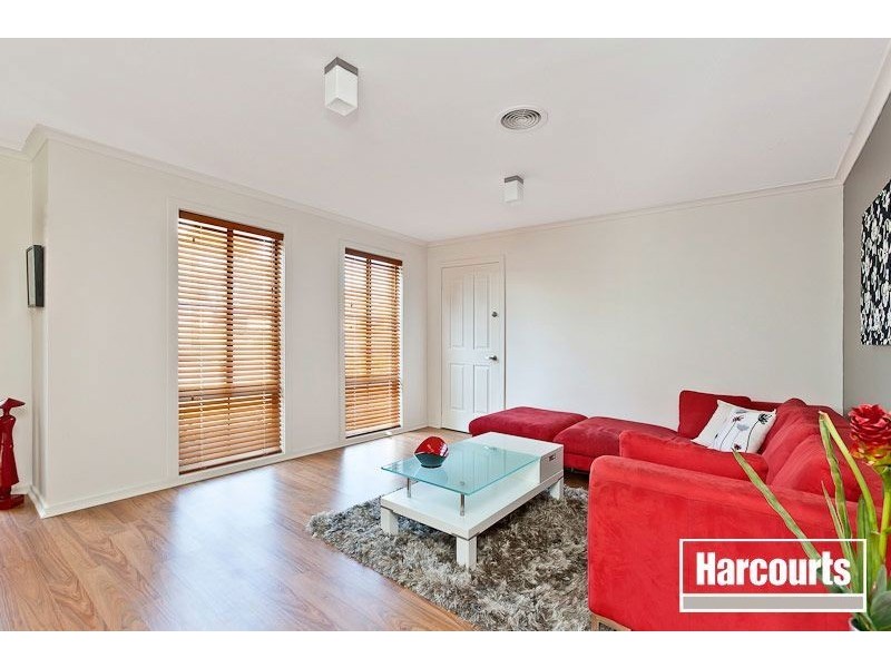 132 Sweeney Drive, Narre Warren VIC 3805