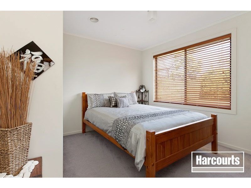 132 Sweeney Drive, Narre Warren VIC 3805