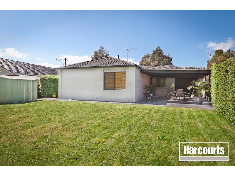 132 Sweeney Drive, Narre Warren VIC 3805