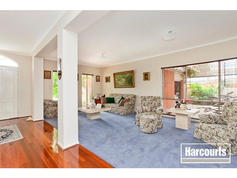 14 Pembury Court, Narre Warren South VIC 3805