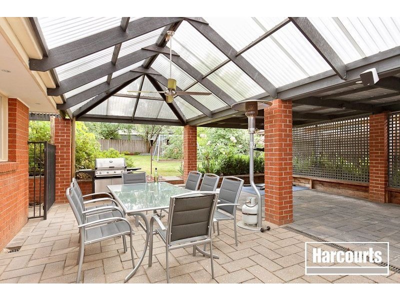 31 Coolabah Grove, Berwick VIC 3806