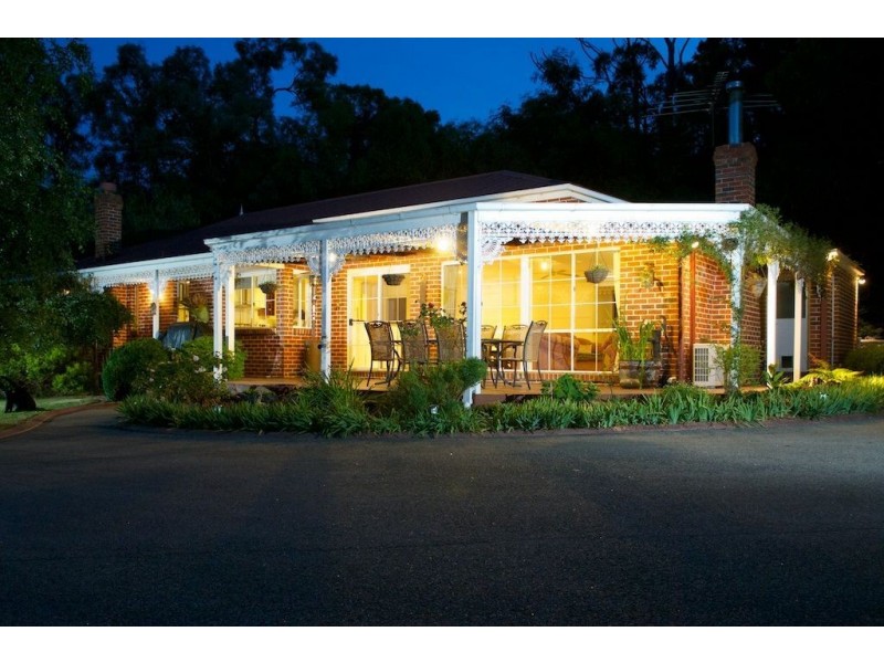 19 Rosebank Lane, Beaconsfield Upper VIC 3808