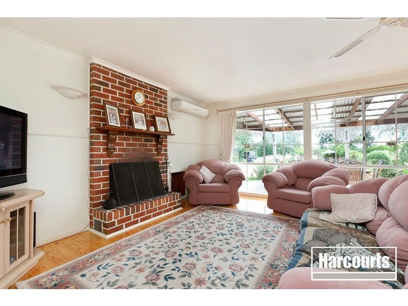 19 Rosebank Lane, Beaconsfield Upper VIC 3808