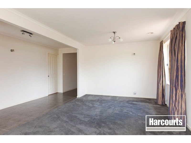10 Fleet Street, Narre Warren South VIC 3805