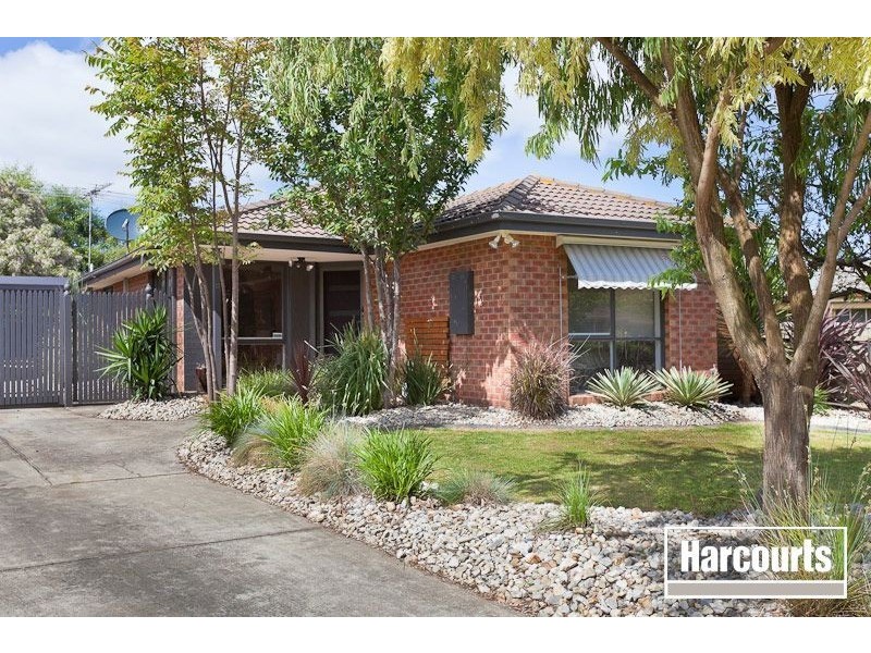12 Hillman Court, Berwick VIC 3806