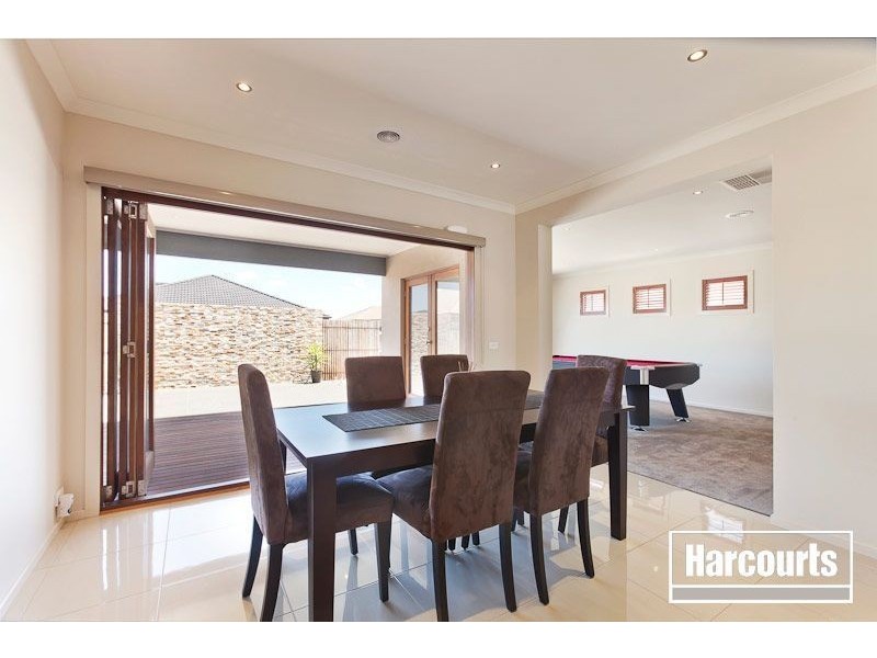 7 Honey Court, Berwick VIC 3806