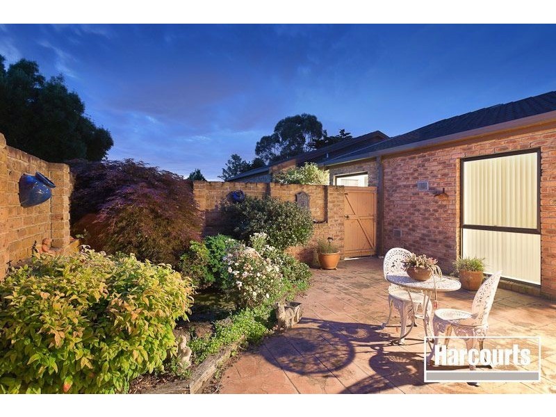 1 Halcyon Way, Narre Warren South VIC 3805