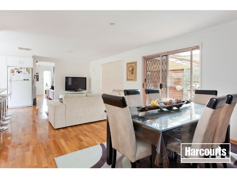 11 Pinnacle Way, Hampton Park VIC 3976