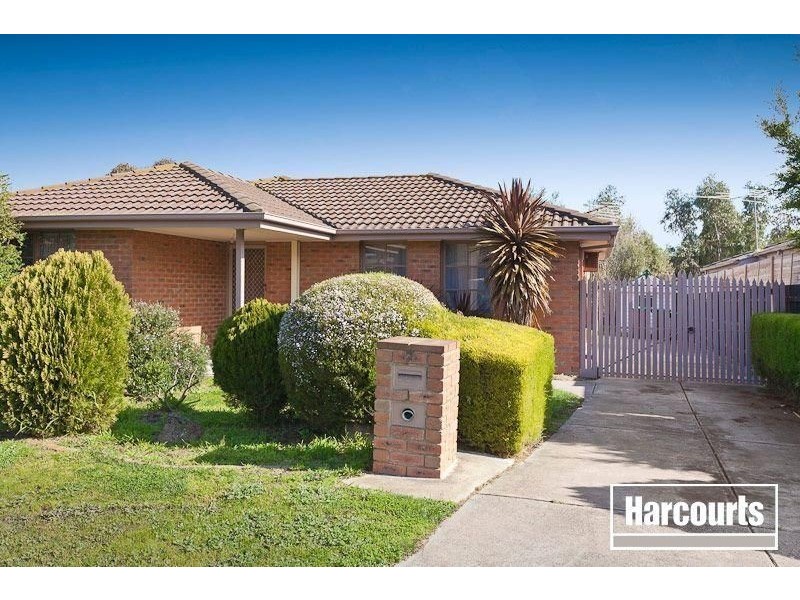 7 Insignia Crescent, Berwick VIC 3806