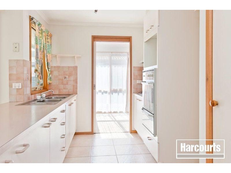 7 Insignia Crescent, Berwick VIC 3806