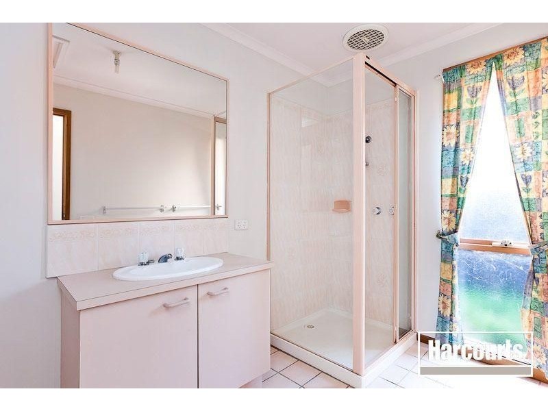 7 Insignia Crescent, Berwick VIC 3806