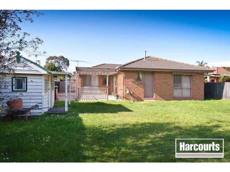 7 Insignia Crescent, Berwick VIC 3806