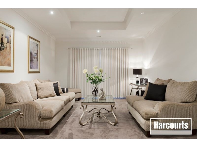 35 Viewgrand Drive, Berwick VIC 3806