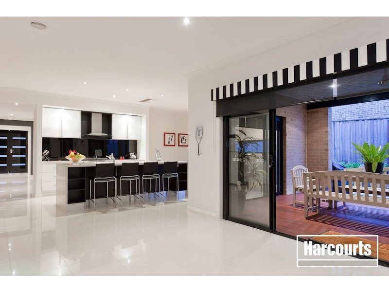 35 Viewgrand Drive, Berwick VIC 3806