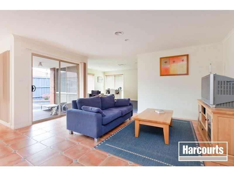 47 Rodlarni Crescent, Berwick VIC 3806