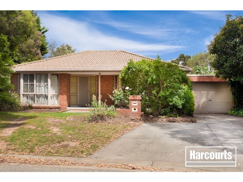 39 Coowarra Way, Berwick VIC 3806