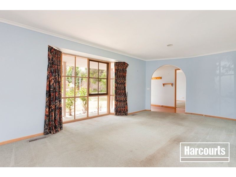 39 Coowarra Way, Berwick VIC 3806